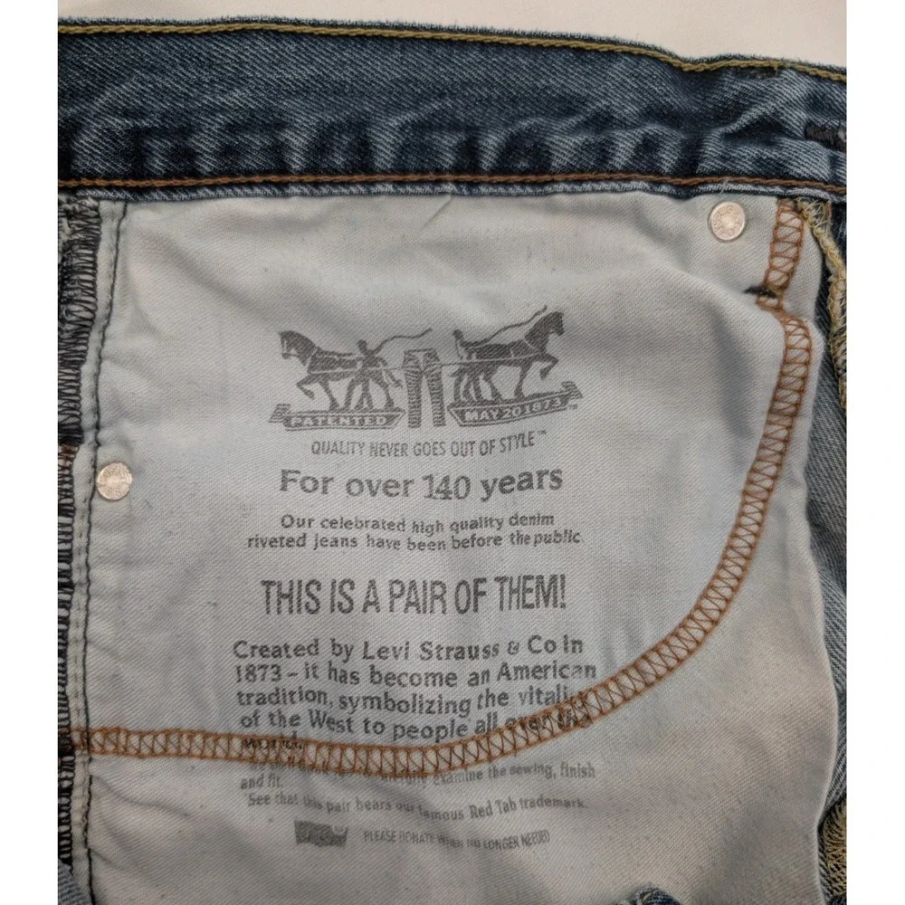Levi's 505 Regular Fit Jeans Mens 34x32 Medium Wash Blue Denim Classic